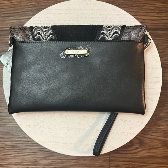 NWT Sharif Designed in New York by Sharif 1827 Crossbody Retail $188 - Picture 3 of 8
